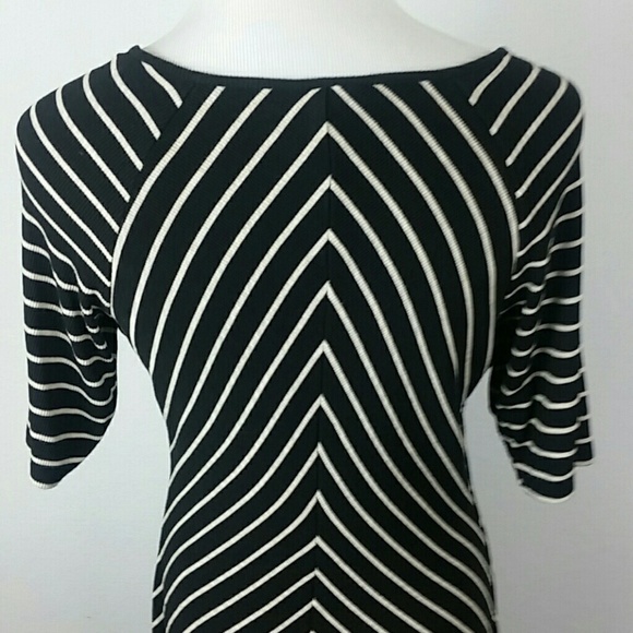 JESSICA SIMPSON l Striped Slim Knit Dress E1 - Picture 3 of 7
